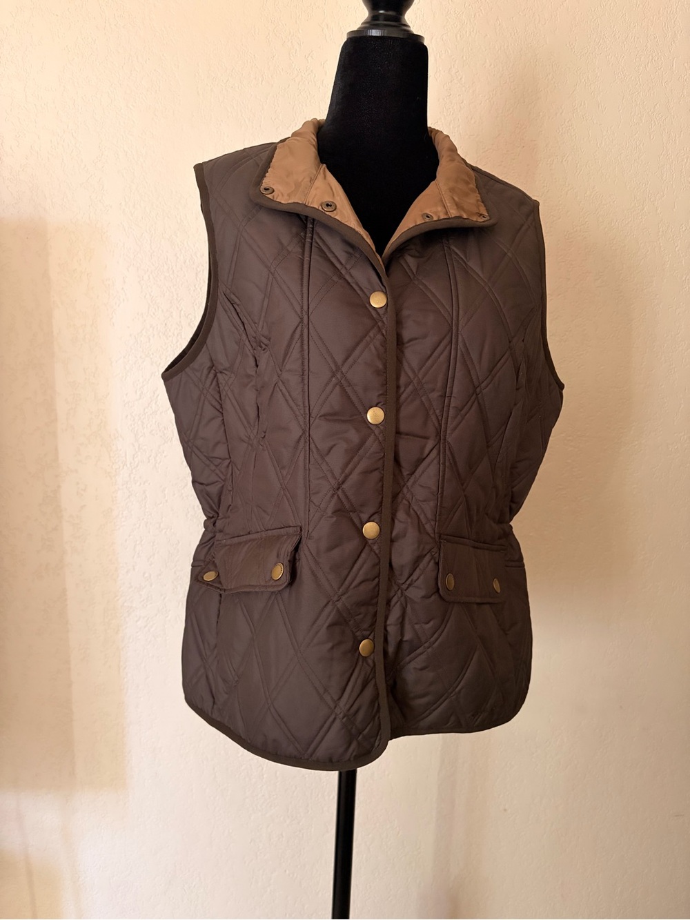 Eddie Bauer Quilted Brown Vest with Tan Collar